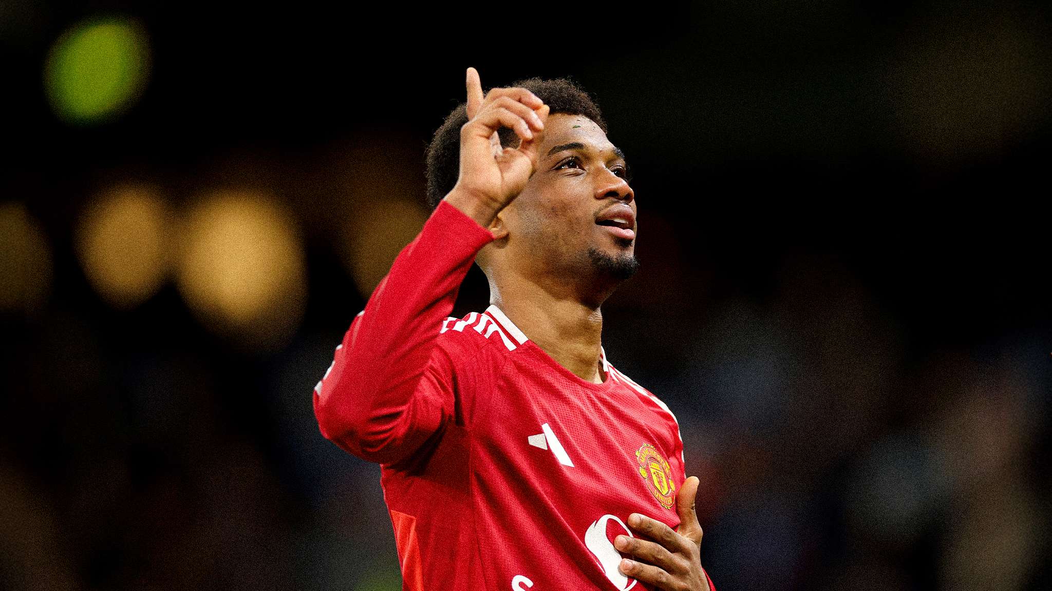 众多球迷不 众多球迷不